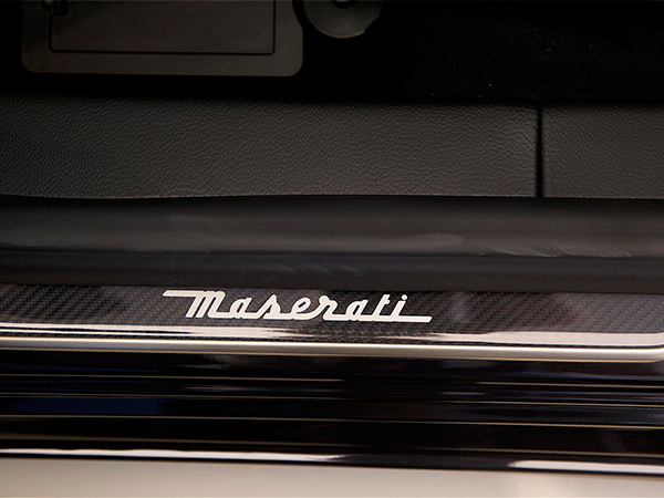 وصول مازيراتي كواتروبورتيه GTS بنسخة نريسيمو الى دولة الإمارات